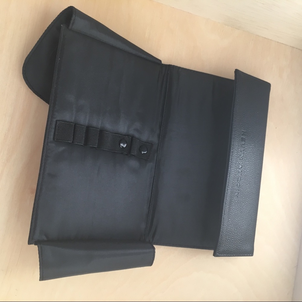 Kevyn Aucoin travel brush set clutch only